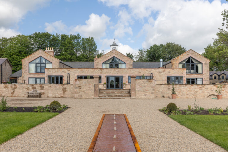 The Tempus, Charlton Hall
